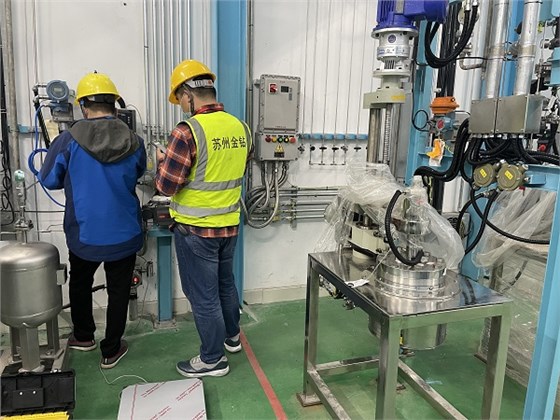 進(jìn)口工業(yè)秤調(diào)試現(xiàn)場(chǎng)--