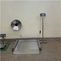 智能配料儀表連接多臺秤體，實(shí)現(xiàn)多量程稱重配料操作，自動防錯