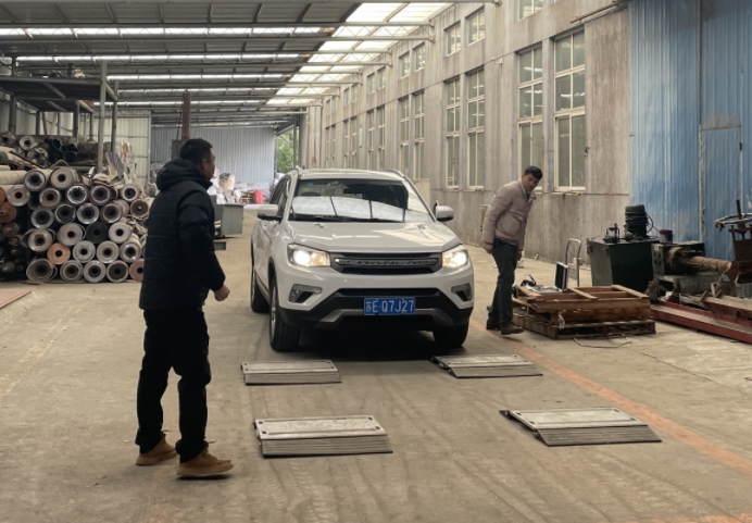 軸重秤（汽車稱重板）在新材料企業(yè)中的應(yīng)用案例分享